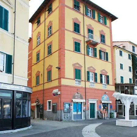 Vittoria Guest house